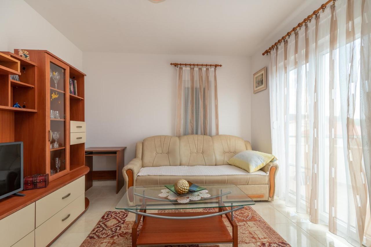Апартаменты Apartman Dildo Трогир Экстерьер фото